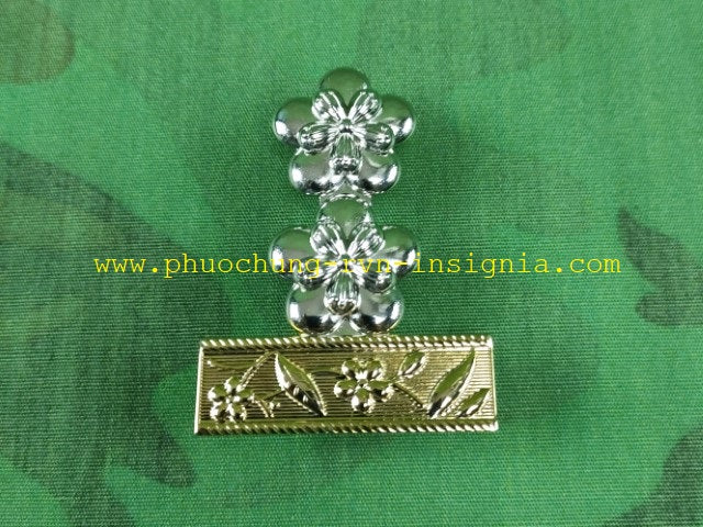 RVN Trung-Ta / Lieutenant-Colonel - Officer Metal Collar Rank Badge