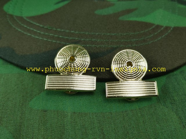 RVN Chuan-Uy / OCS Officer Candidate Metal Collar Rank Badge