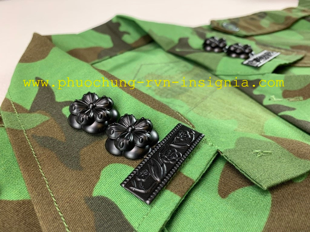 Mid war RVN Trung-Ta / Lieutenant Colonel - Officer Combat Subdued Metal Collar Rank Badge