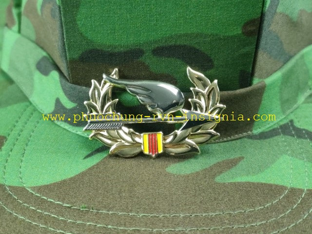 RVN Ranger Biet-Dong-Quan BDQ Metal Beret Hat Cap Badge