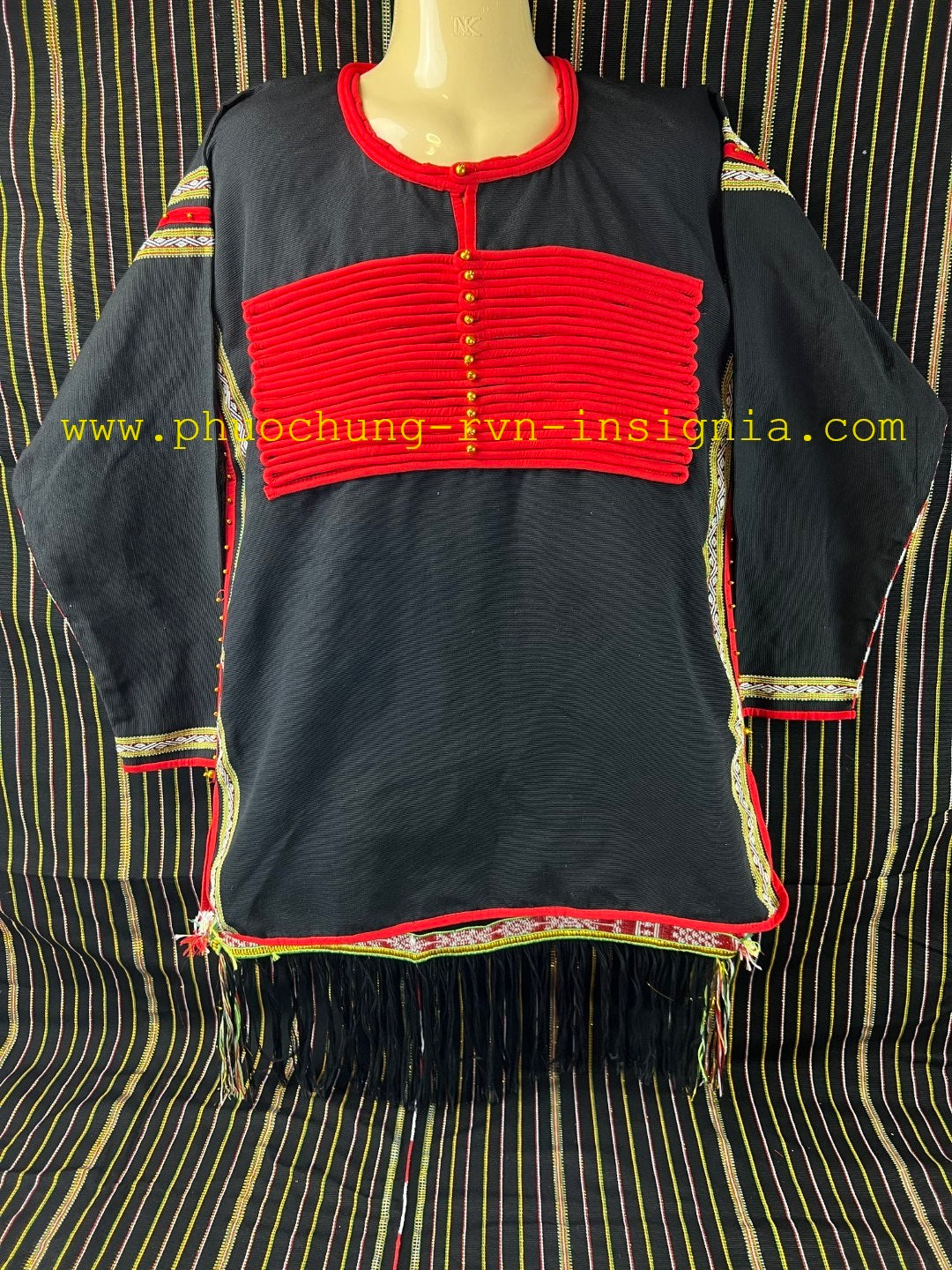ARVN AATTV US 5th Special Forces Advisor Luc-Luong Dac-Biet Tribal Montagnard Robe / Shirt