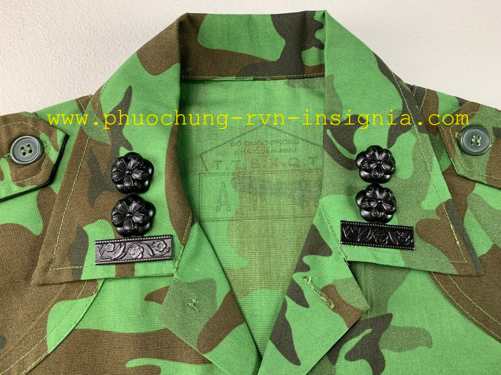 Mid war RVN Trung-Ta / Lieutenant Colonel - Officer Combat Subdued Metal Collar Rank Badge