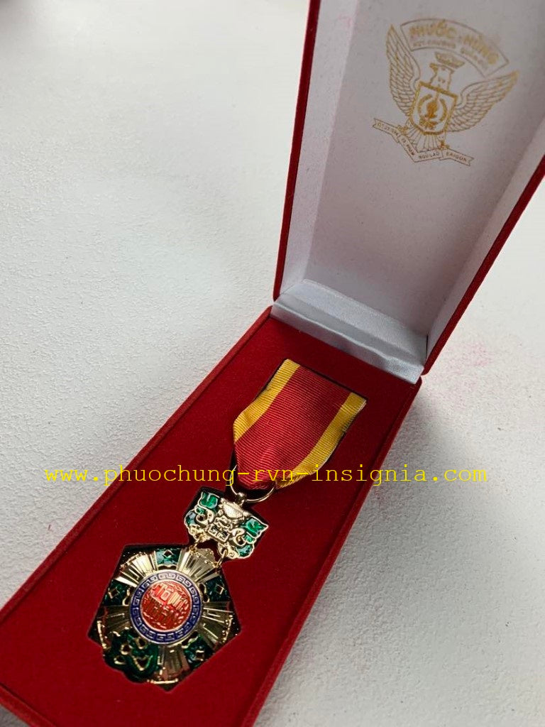 RVN National Order 5th Class Medal Bao-Quoc Huan-Chuong De-Ngu-Dang