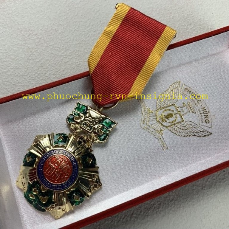 RVN National Order 5th Class Medal Bao-Quoc Huan-Chuong De-Ngu-Dang
